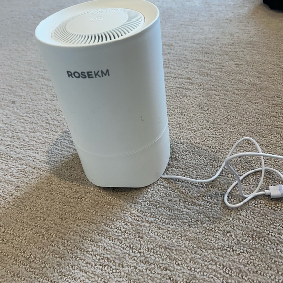 mini air purifier - Picture 1 of 3